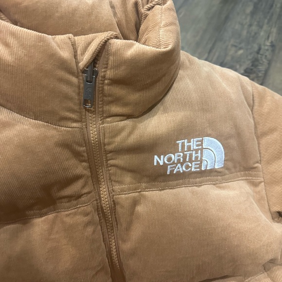 Northface Nuptse teen size large(12) - Picture 5 of 16